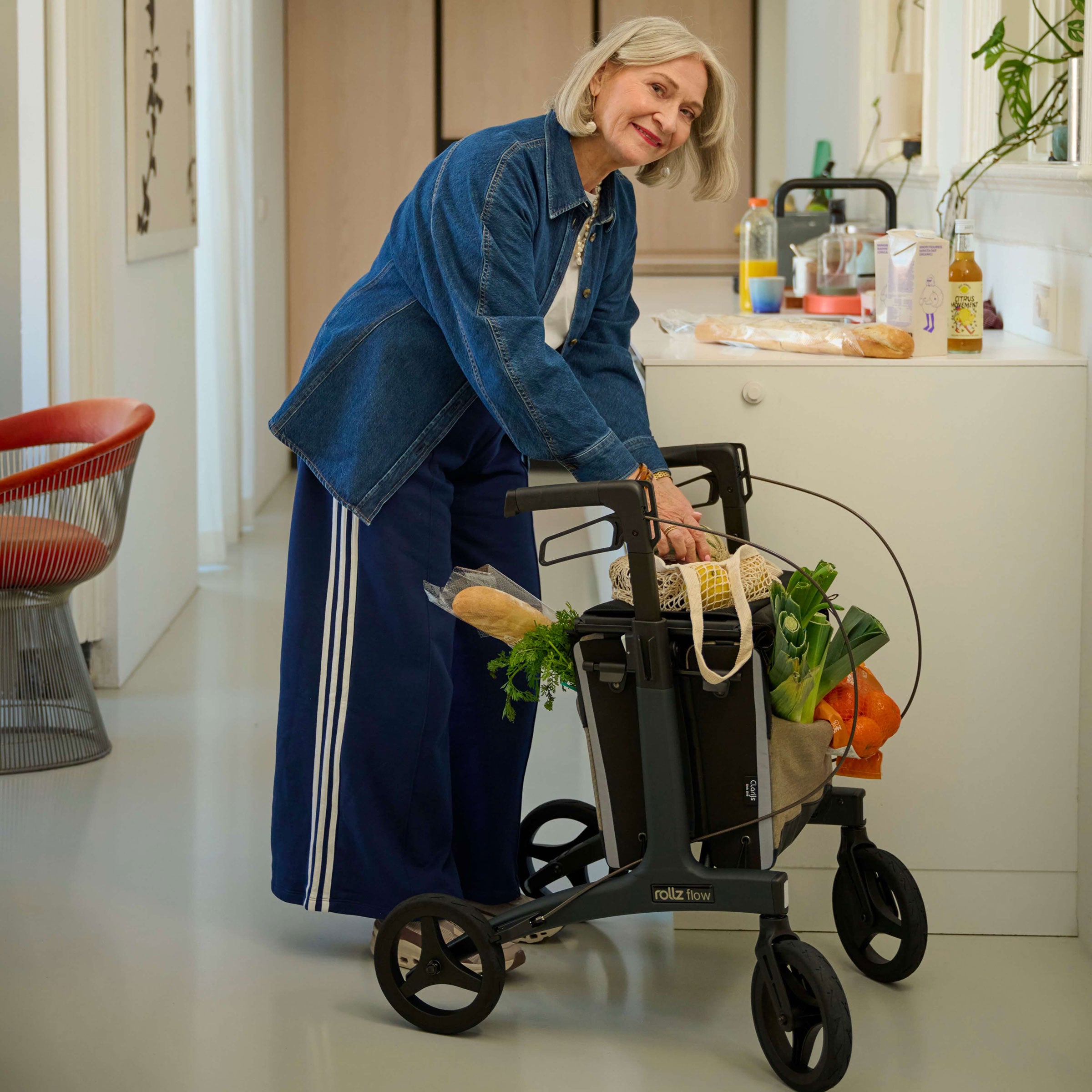 Rollz Flow Deambulatore Leggero in Alluminio con Seduta